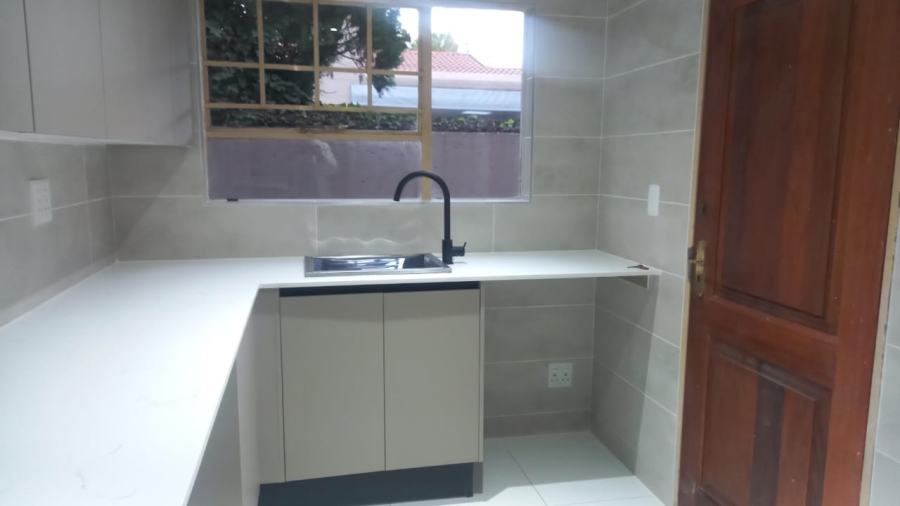 To Let 4 Bedroom Property for Rent in Ferndale Gauteng
