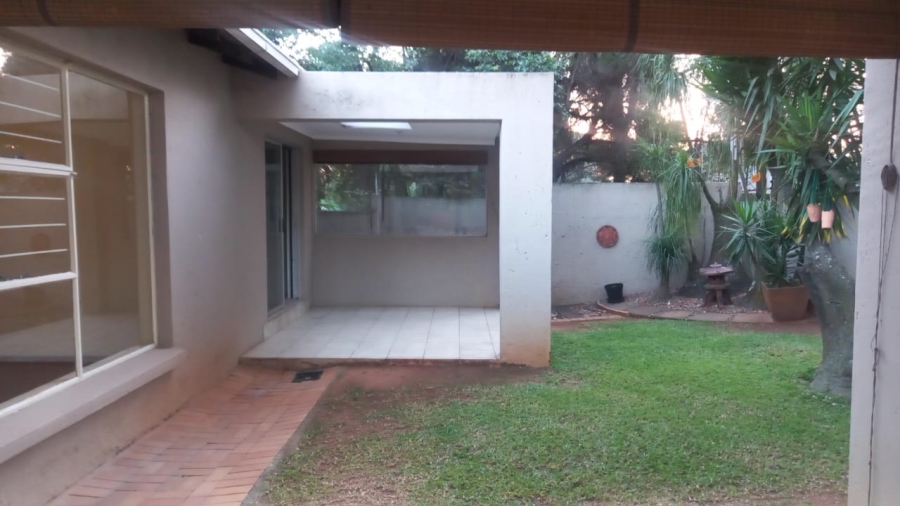 To Let 4 Bedroom Property for Rent in Ferndale Gauteng