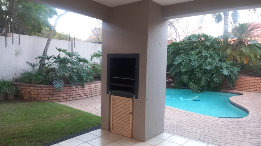To Let 4 Bedroom Property for Rent in Ferndale Gauteng