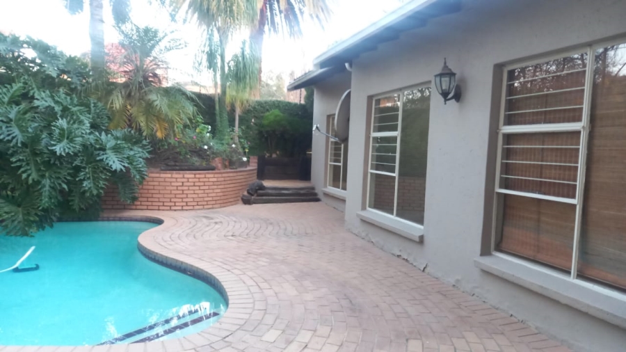 To Let 4 Bedroom Property for Rent in Ferndale Gauteng