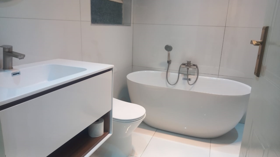 To Let 4 Bedroom Property for Rent in Ferndale Gauteng