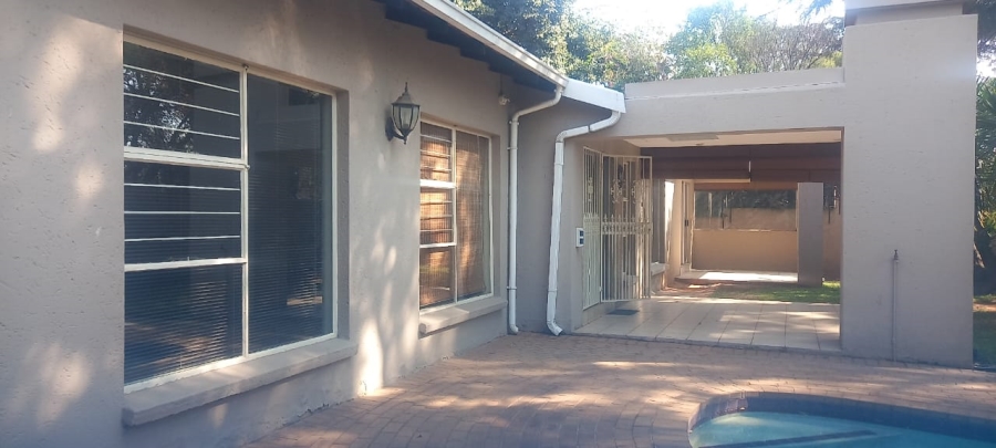 To Let 4 Bedroom Property for Rent in Ferndale Gauteng