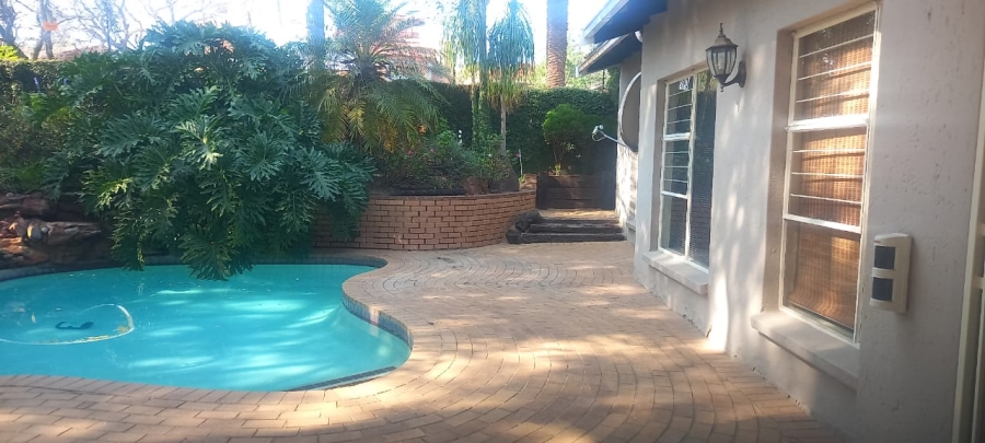 To Let 4 Bedroom Property for Rent in Ferndale Gauteng