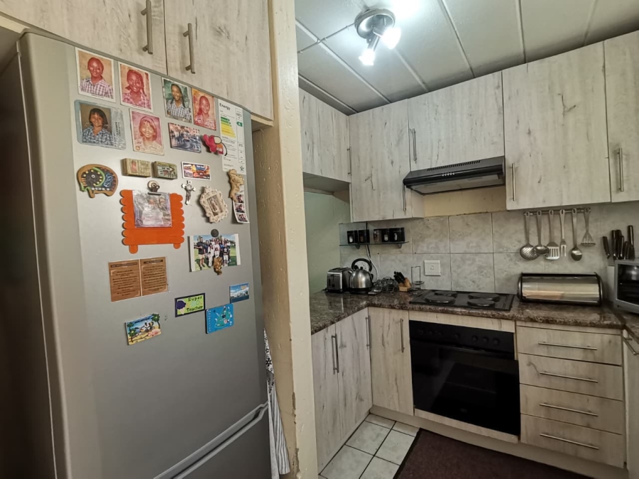 3 Bedroom Property for Sale in Oakdene Gauteng