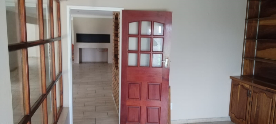 3 Bedroom Property for Sale in Sesfontein Gauteng