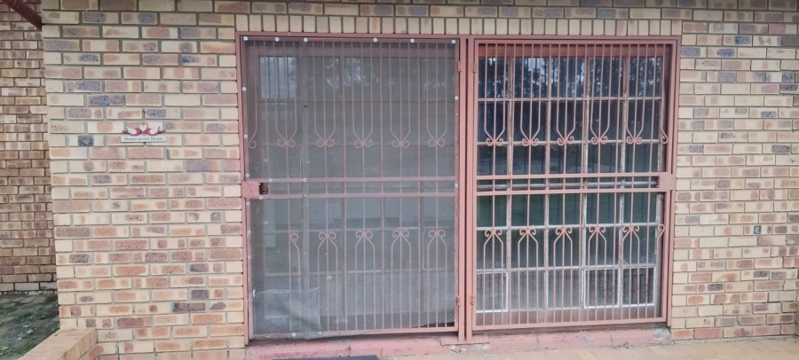 3 Bedroom Property for Sale in Sesfontein Gauteng