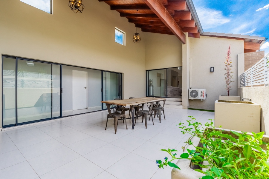 3 Bedroom Property for Sale in Bryanston Gauteng