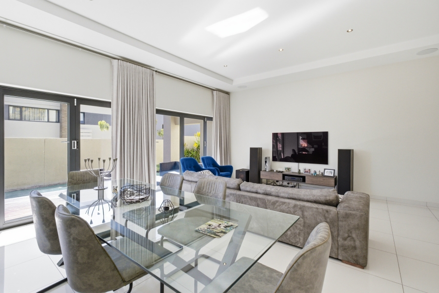 3 Bedroom Property for Sale in Bryanston Gauteng
