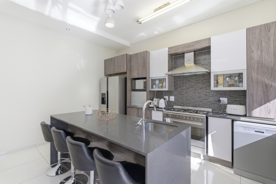 3 Bedroom Property for Sale in Bryanston Gauteng