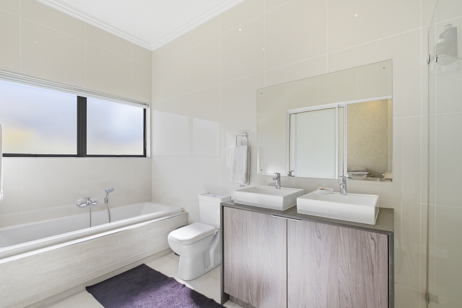 3 Bedroom Property for Sale in Bryanston Gauteng