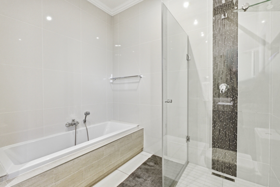 3 Bedroom Property for Sale in Bryanston Gauteng
