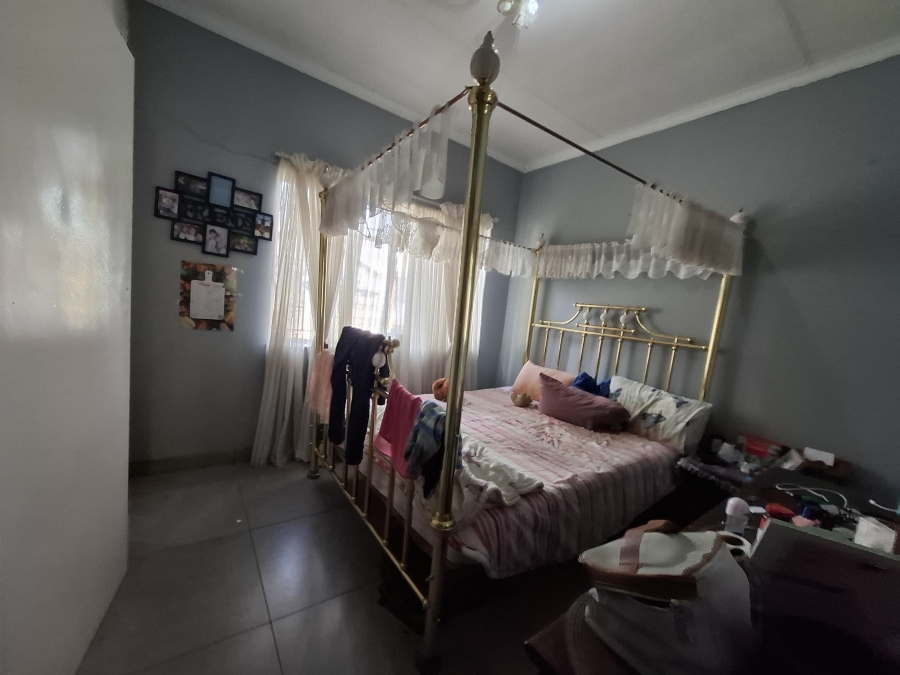 3 Bedroom Property for Sale in Strubenvale Gauteng