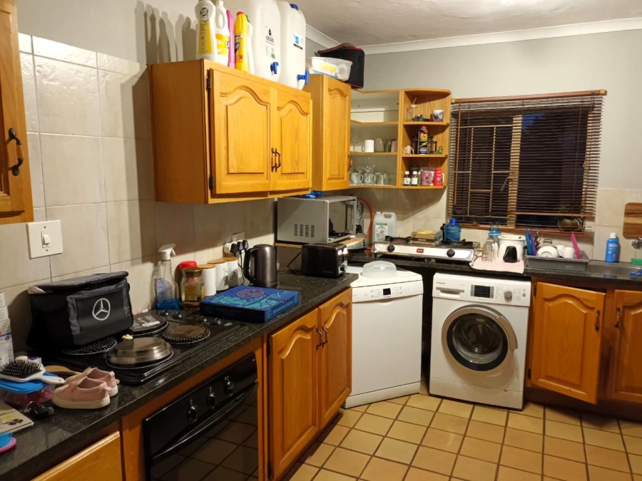 To Let 4 Bedroom Property for Rent in Zwartkop Gauteng