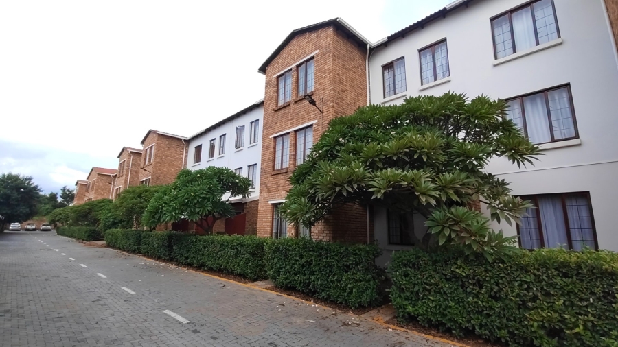 1 Bedroom Property for Sale in Montana Gauteng