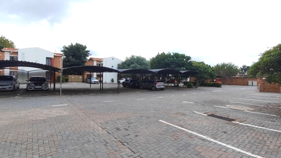 1 Bedroom Property for Sale in Montana Gauteng