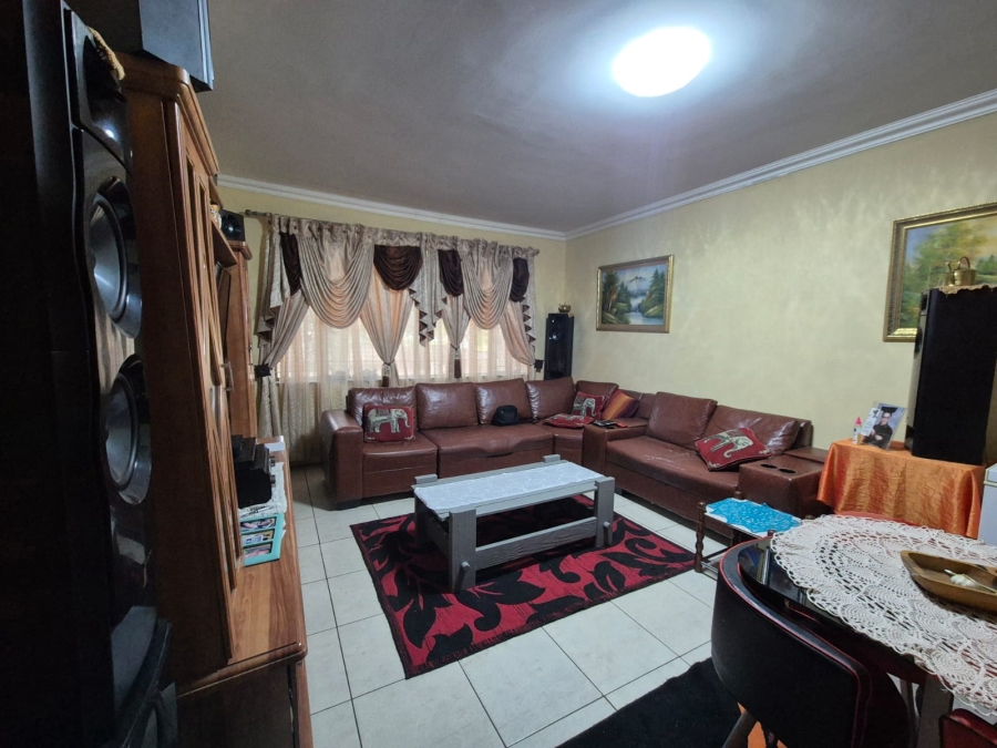 2 Bedroom Property for Sale in Vanderbijlpark CW 3 Gauteng