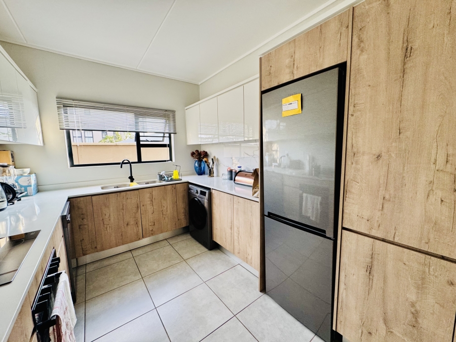 3 Bedroom Property for Sale in Waterfall Gauteng