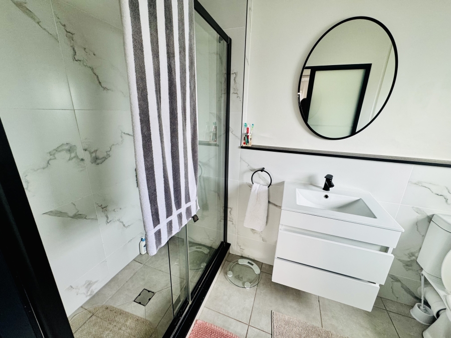 3 Bedroom Property for Sale in Waterfall Gauteng