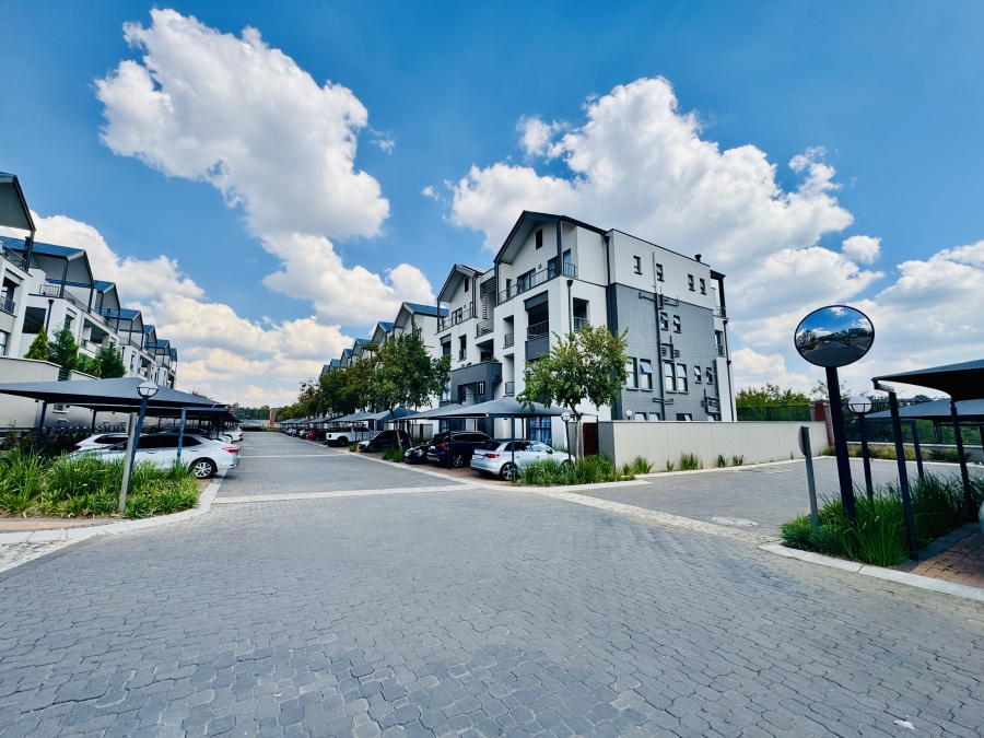 3 Bedroom Property for Sale in Waterfall Gauteng