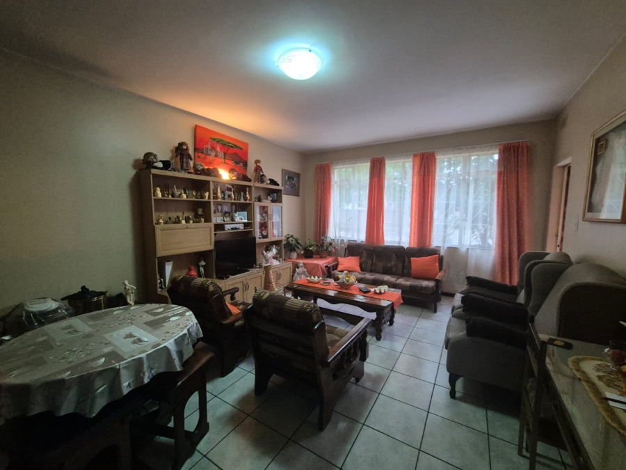 2 Bedroom Property for Sale in Vanderbijlpark CW 3 Gauteng