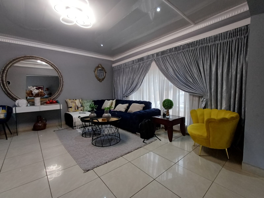 3 Bedroom Property for Sale in Vanderbijlpark CW 5 Gauteng