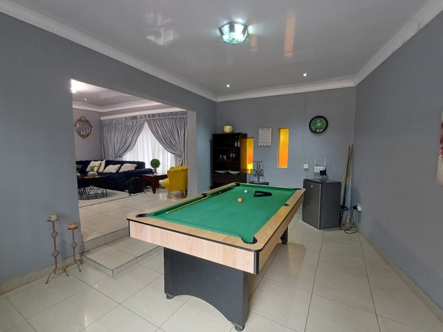 3 Bedroom Property for Sale in Vanderbijlpark CW 5 Gauteng