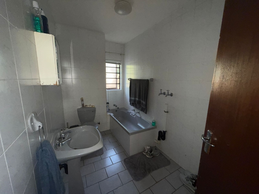 2 Bedroom Property for Sale in Vanderbijlpark SE 2 Gauteng