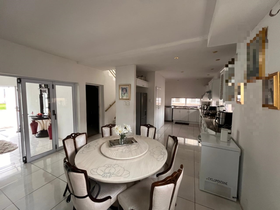 4 Bedroom Property for Sale in Riverspray Lifestyle Estate Gauteng