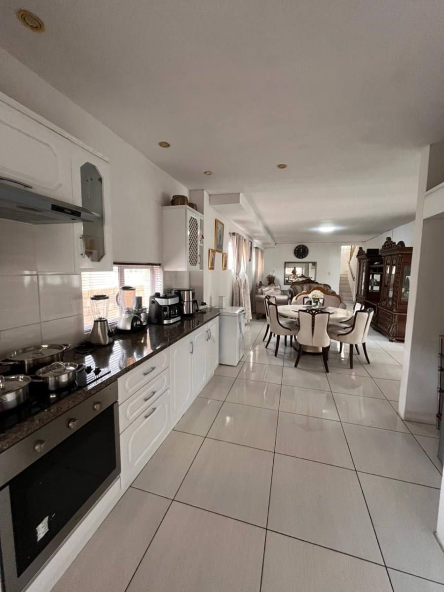 4 Bedroom Property for Sale in Riverspray Lifestyle Estate Gauteng