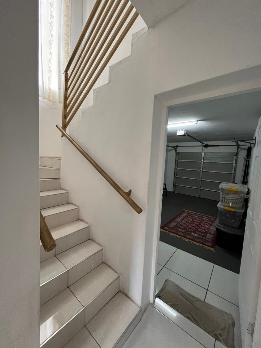 4 Bedroom Property for Sale in Riverspray Lifestyle Estate Gauteng