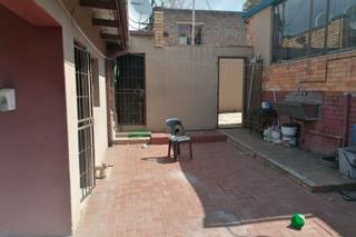 3 Bedroom Property for Sale in Bezuidenhout Valley Gauteng