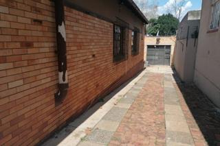 3 Bedroom Property for Sale in Bezuidenhout Valley Gauteng