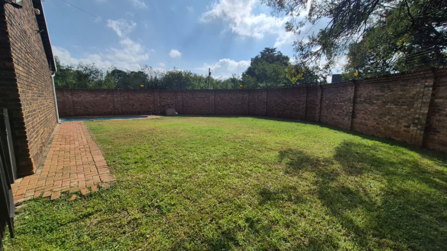 To Let 3 Bedroom Property for Rent in Eastleigh Gauteng