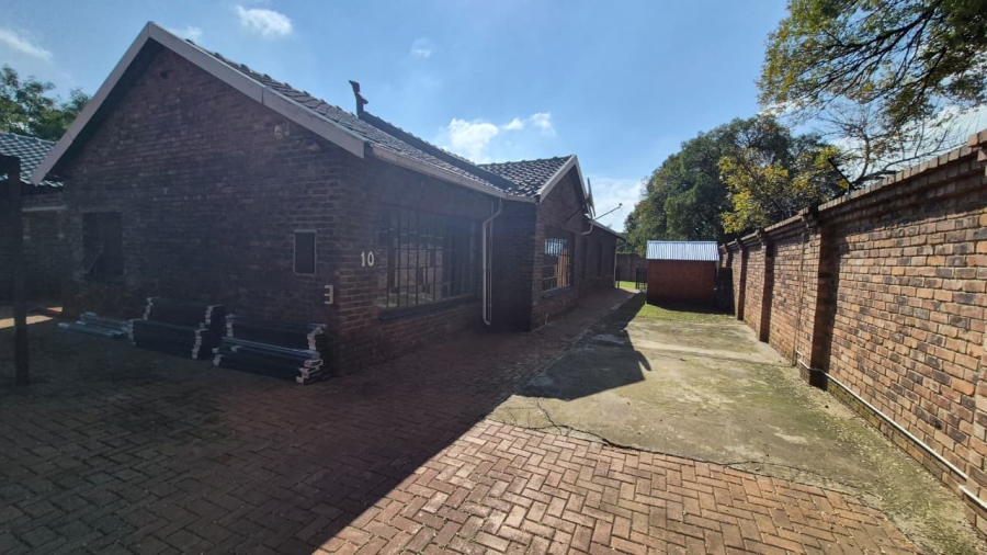 To Let 3 Bedroom Property for Rent in Eastleigh Gauteng