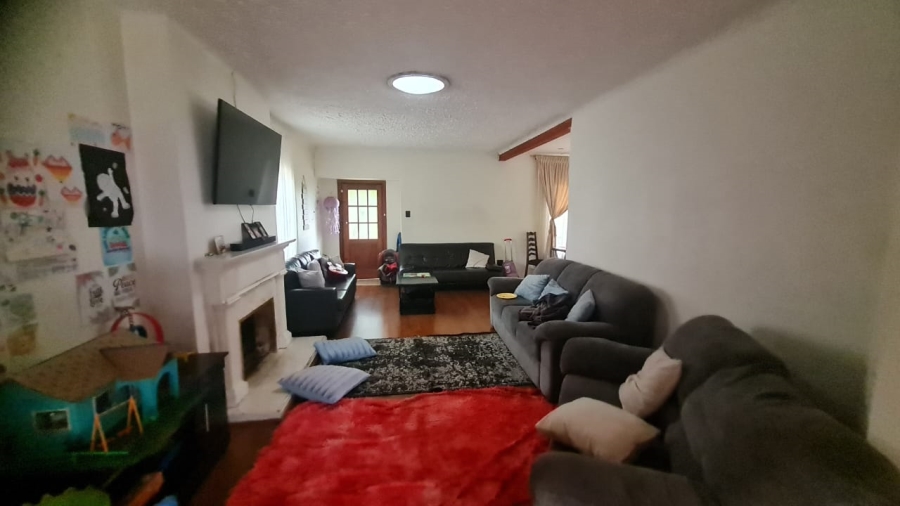 To Let 3 Bedroom Property for Rent in Highway Gardens Gauteng