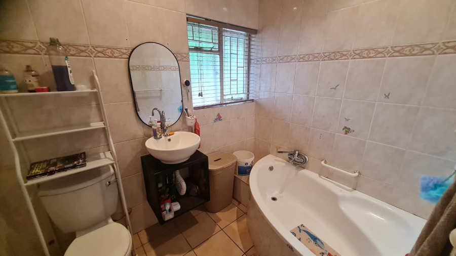 To Let 3 Bedroom Property for Rent in Highway Gardens Gauteng