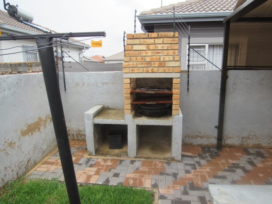 3 Bedroom Property for Sale in Salfin Gauteng