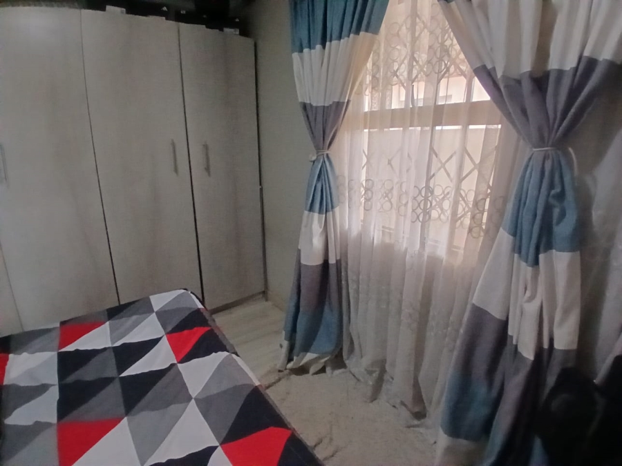 2 Bedroom Property for Sale in Windmill Park Gauteng