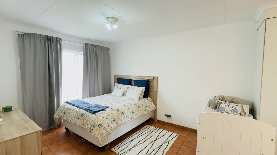 2 Bedroom Property for Sale in Helderwyk Gauteng