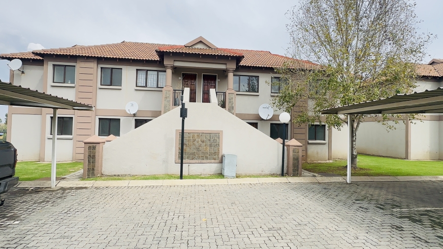 2 Bedroom Property for Sale in Helderwyk Gauteng