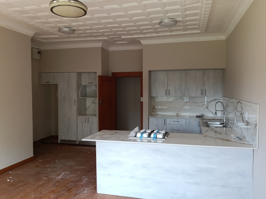 3 Bedroom Property for Sale in Lakefield Gauteng
