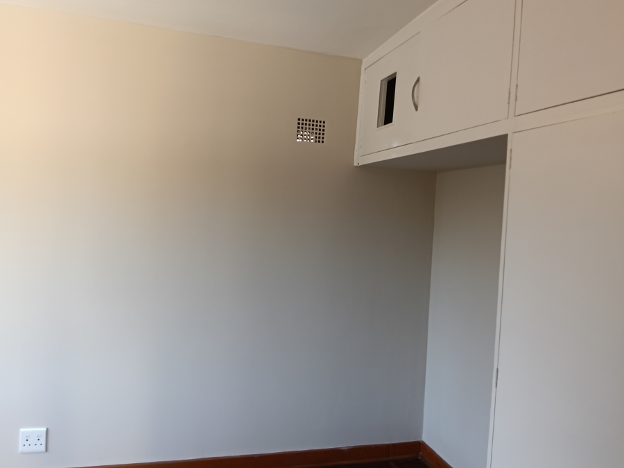 3 Bedroom Property for Sale in Lakefield Gauteng