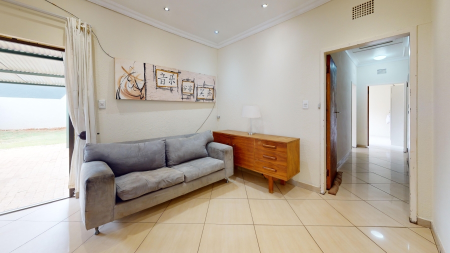 3 Bedroom Property for Sale in Dawnview Gauteng