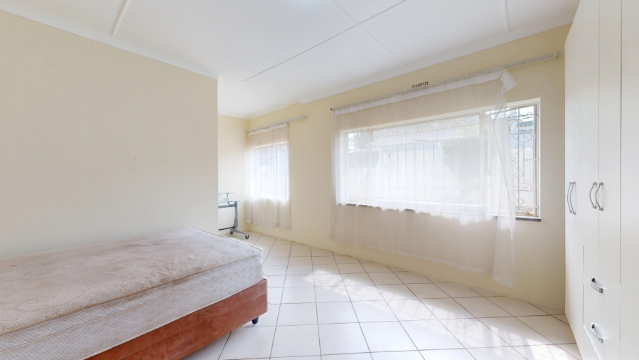 3 Bedroom Property for Sale in Dawnview Gauteng