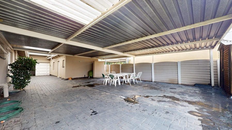 4 Bedroom Property for Sale in Witkoppie Ridge Gauteng