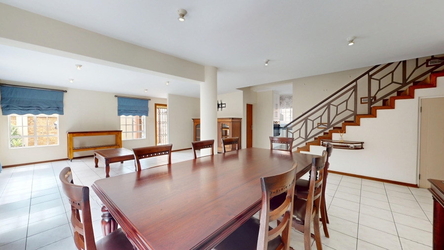 3 Bedroom Property for Sale in Bardene Gauteng