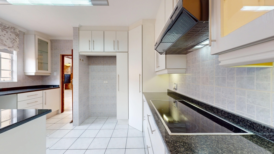 3 Bedroom Property for Sale in Bardene Gauteng