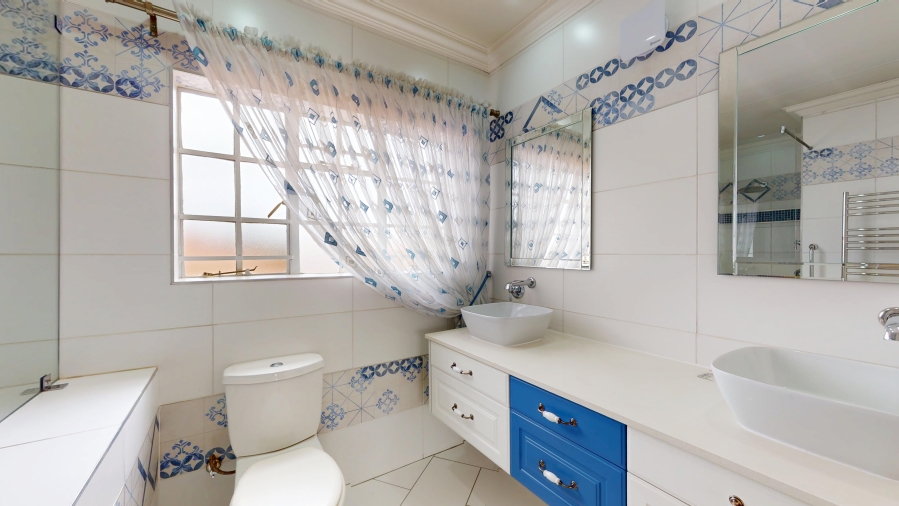 3 Bedroom Property for Sale in Bardene Gauteng