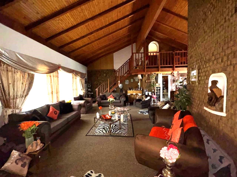 4 Bedroom Property for Sale in Van Der Merwes Kroon Gauteng