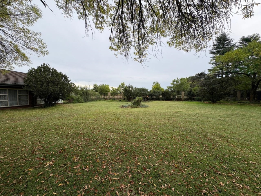 4 Bedroom Property for Sale in Van Der Merwes Kroon Gauteng